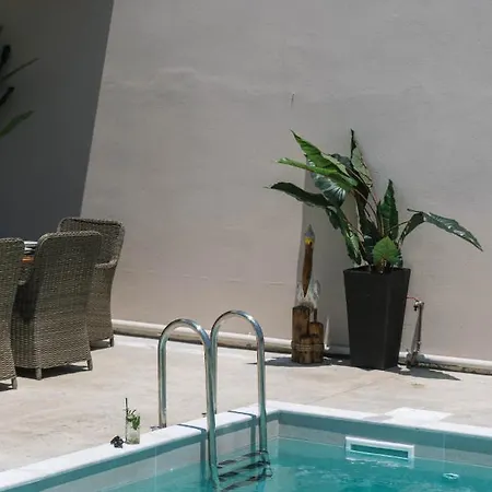 Villa Iceberg 2 With Pool Kalamaki (Heraklion)